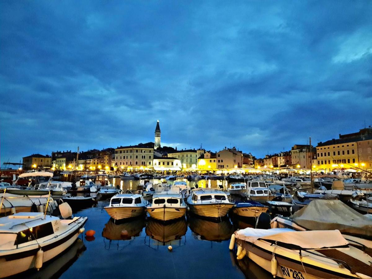Oh La La Apartment Old Town Rovinj Extérieur photo