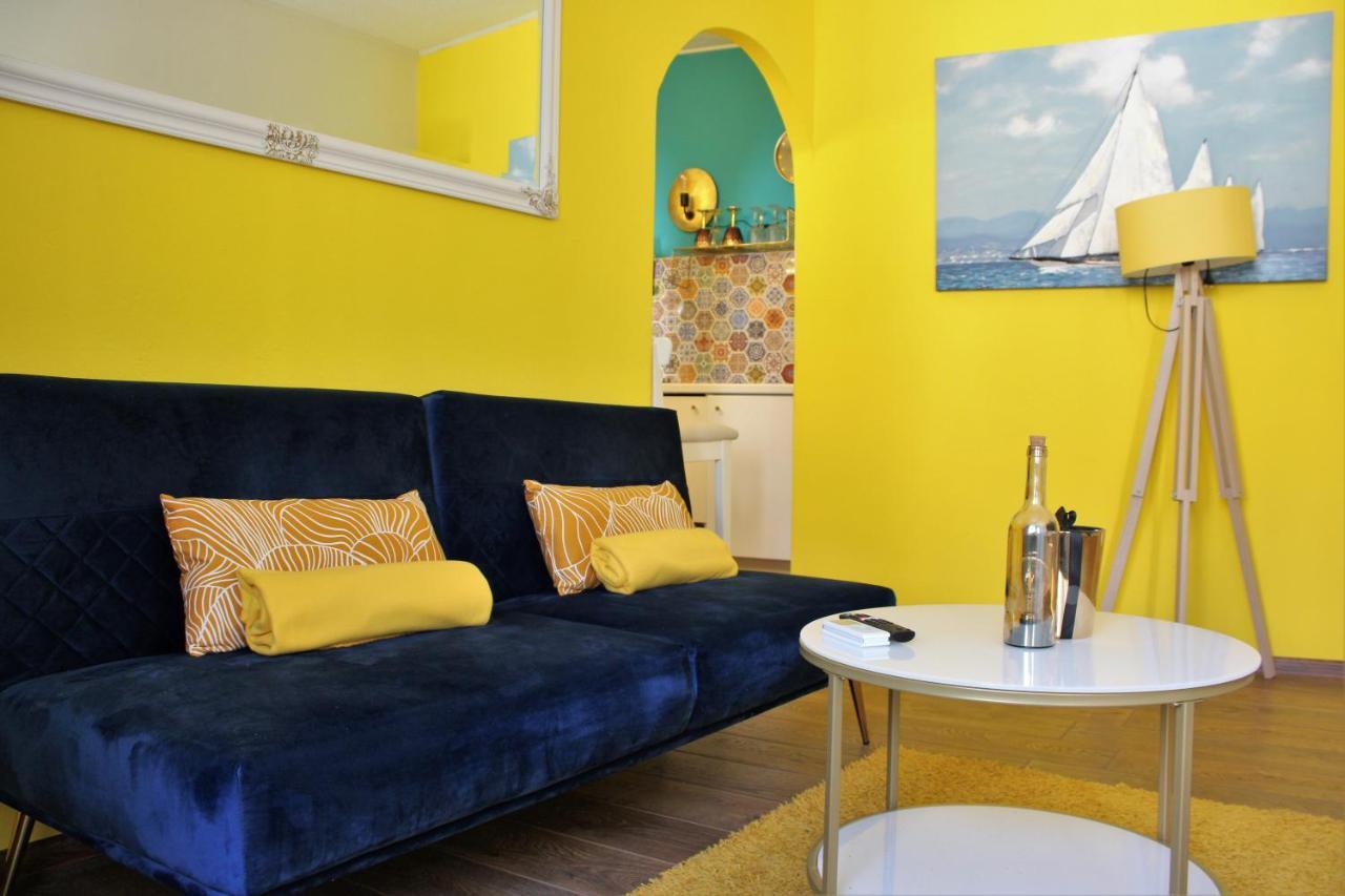 Oh La La Apartment Old Town Rovinj Extérieur photo
